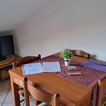 Appartamento Casa Paola - Stazione 400 Mt - Free Wifi Arcore Esterno foto