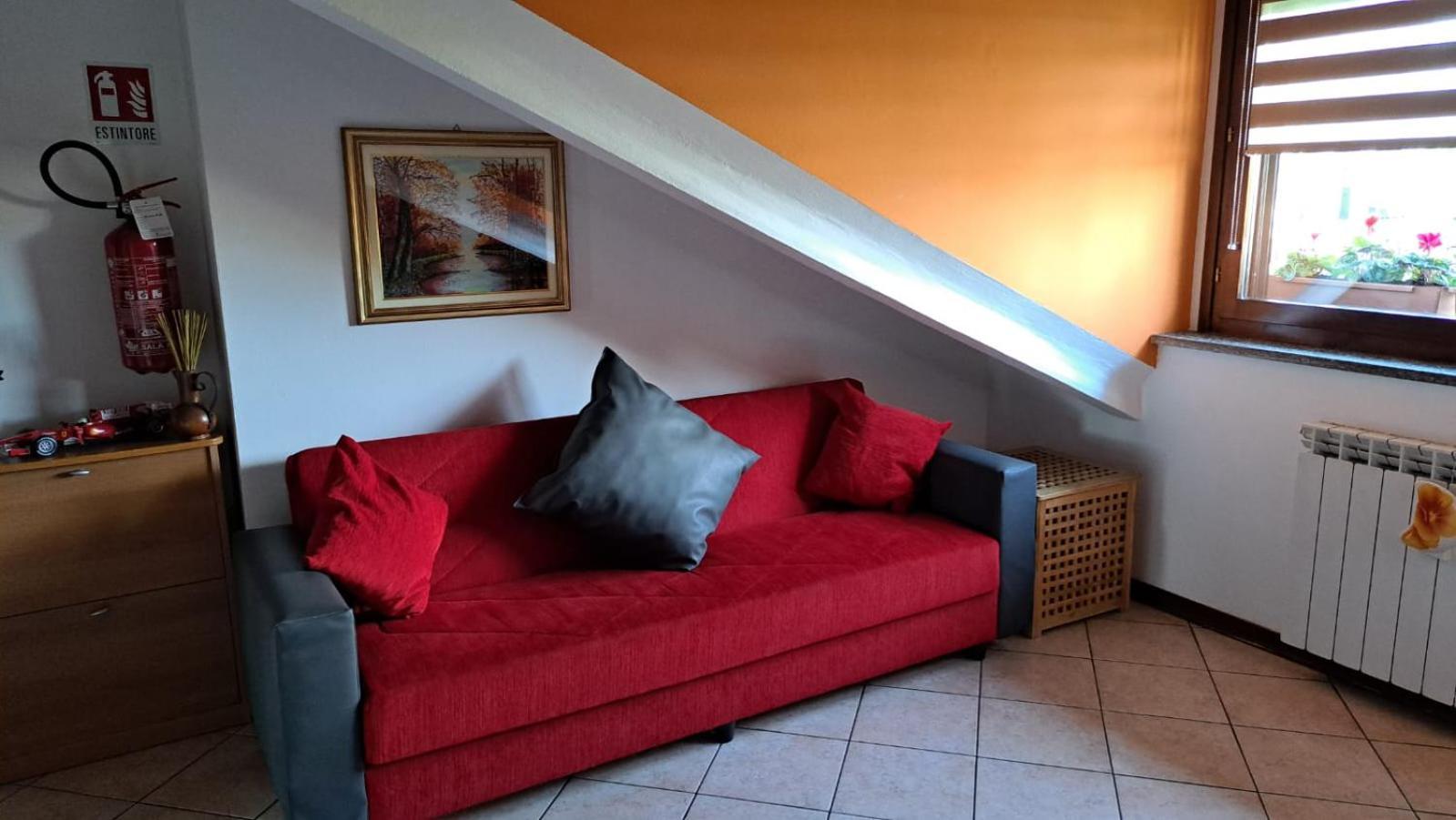 Appartamento Casa Paola - Stazione 400 Mt - Free Wifi Arcore Esterno foto