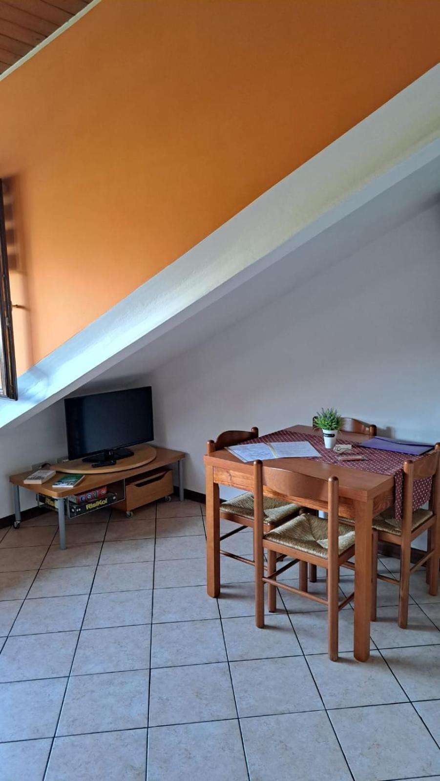 Appartamento Casa Paola - Stazione 400 Mt - Free Wifi Arcore Esterno foto
